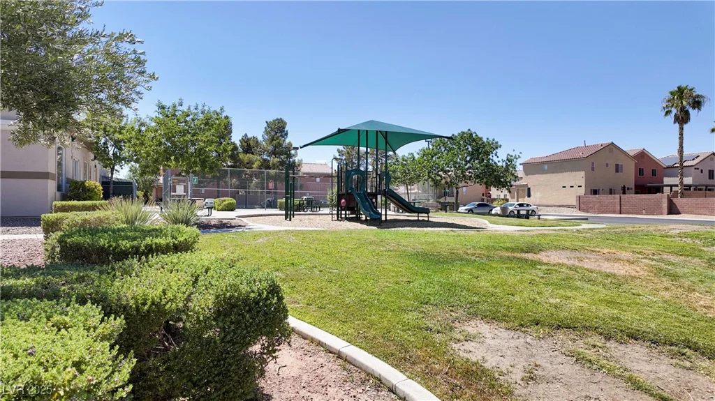 6885 Silver Eagle, Las Vegas, NV 89122