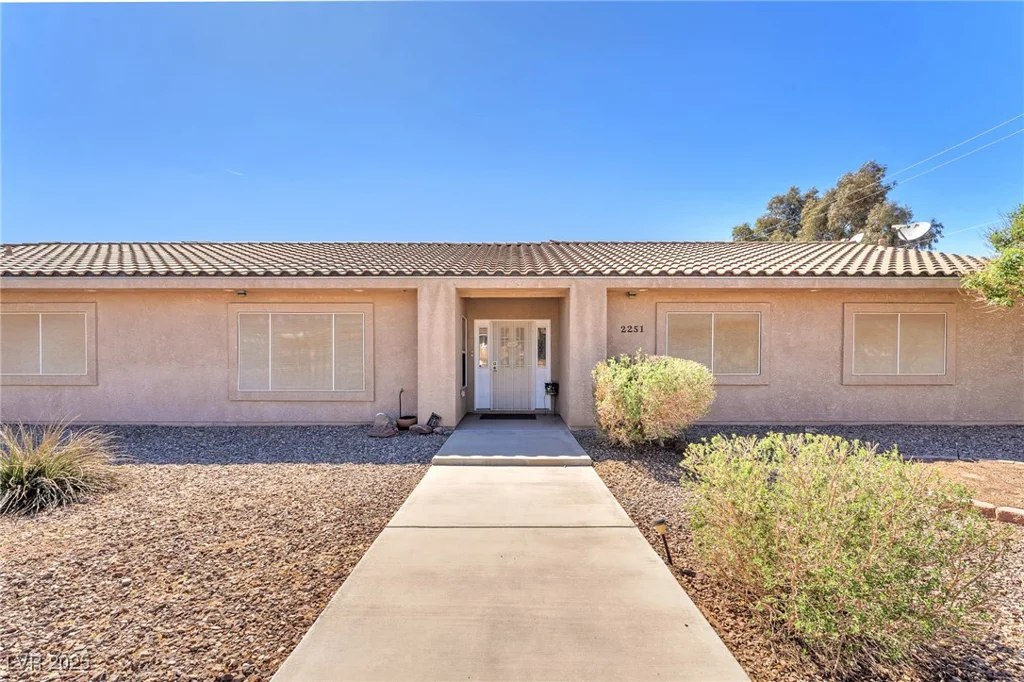 2251 Thoroughbred, Henderson, NV 89002