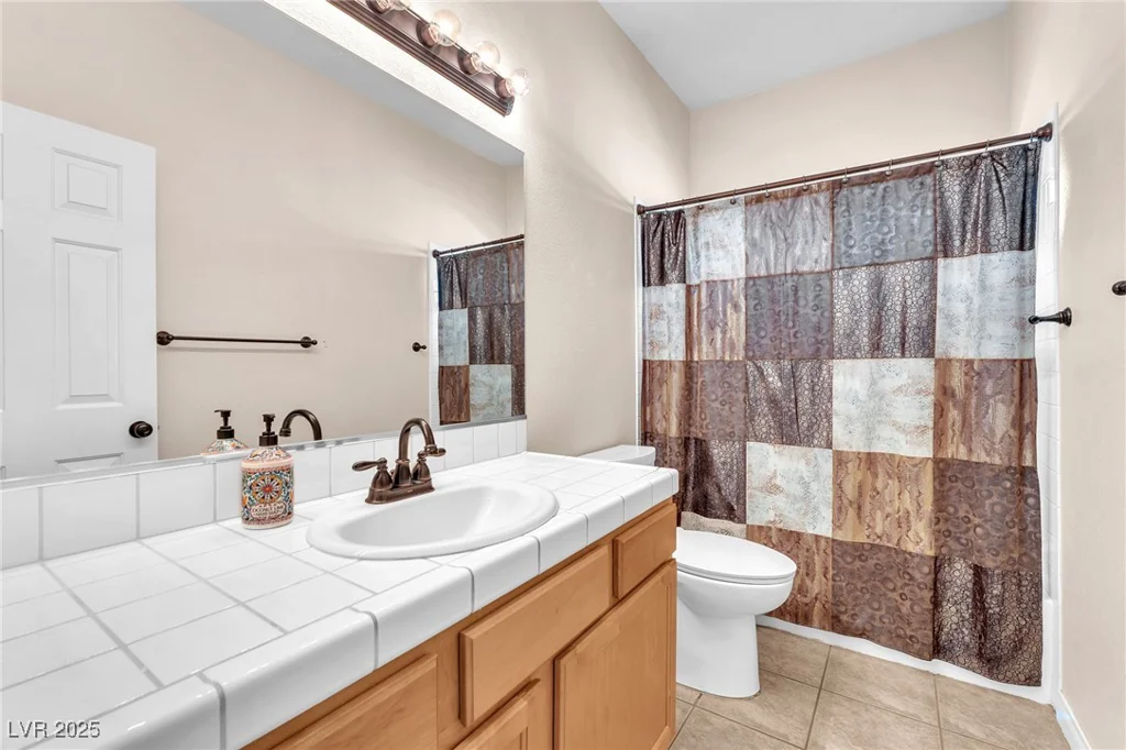2251 Thoroughbred, Henderson, NV 89002