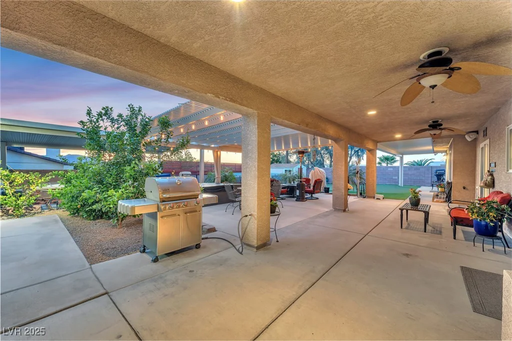 2251 Thoroughbred, Henderson, NV 89002
