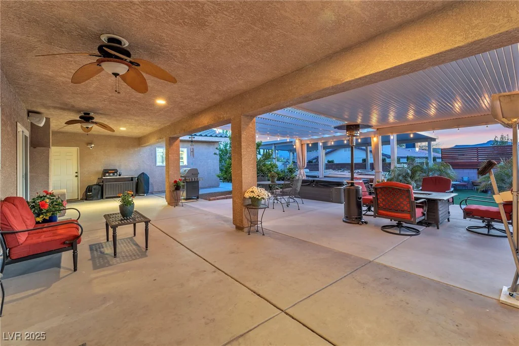 2251 Thoroughbred, Henderson, NV 89002