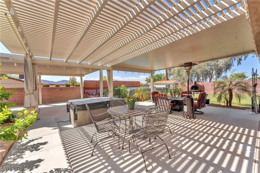 2251 Thoroughbred, Henderson, NV 89002