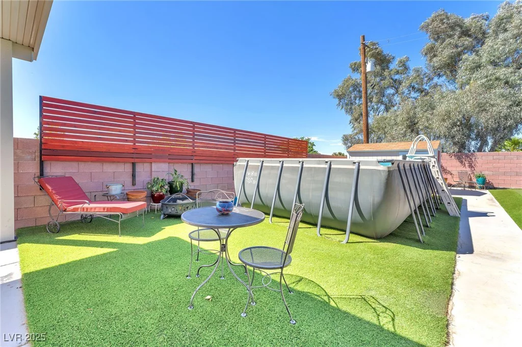 2251 Thoroughbred, Henderson, NV 89002
