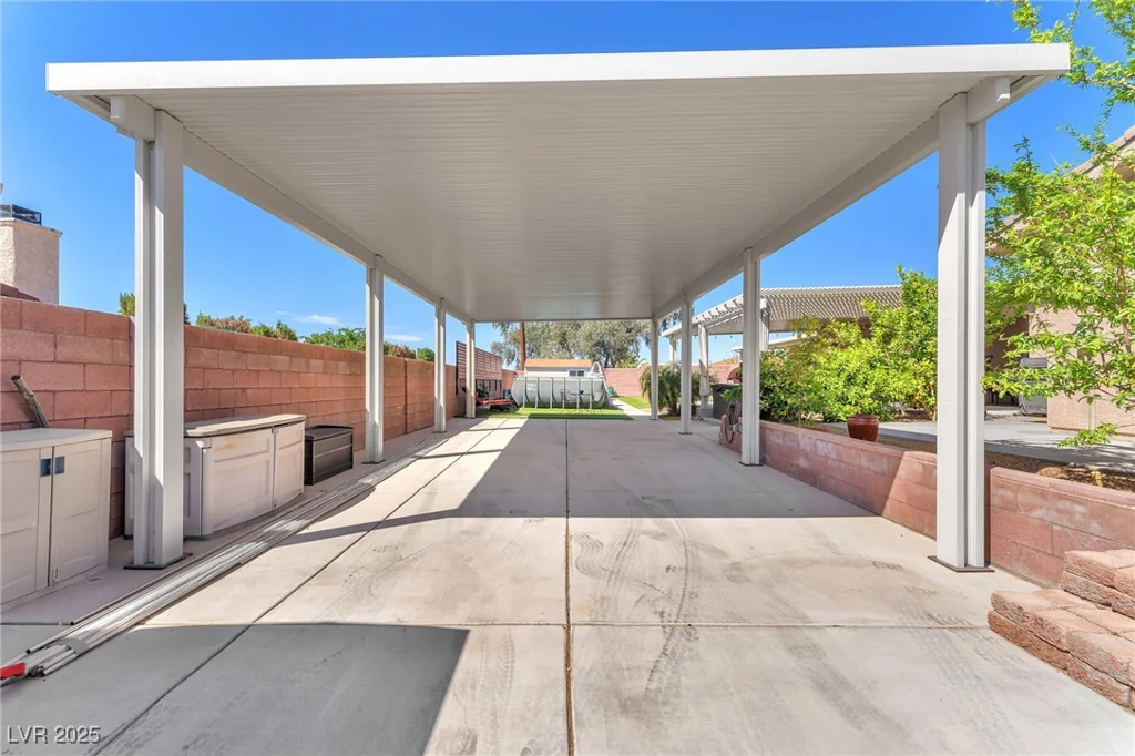 2251 Thoroughbred, Henderson, NV 89002