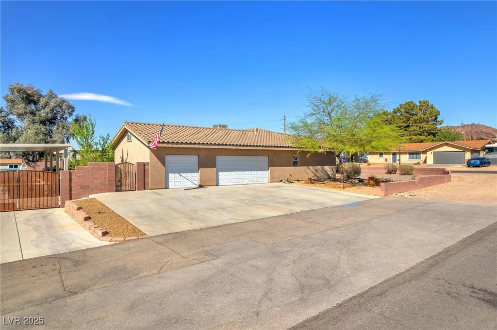 2251 Thoroughbred, Henderson, NV 89002