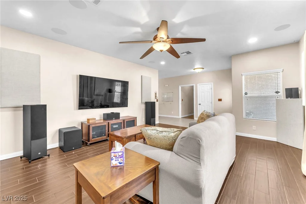 2251 Thoroughbred, Henderson, NV 89002