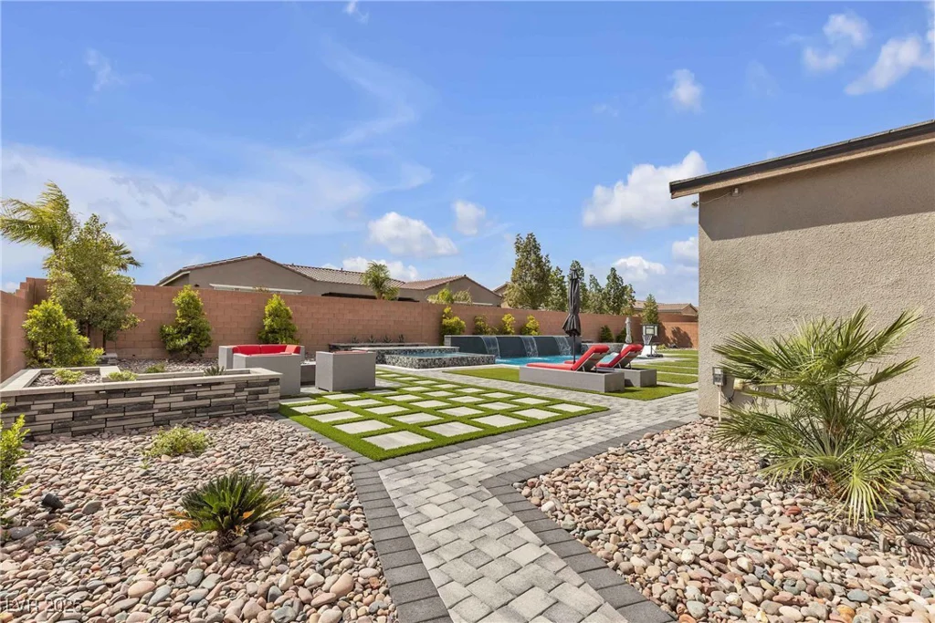 8303 Agave Bloom, Las Vegas, NV 89131