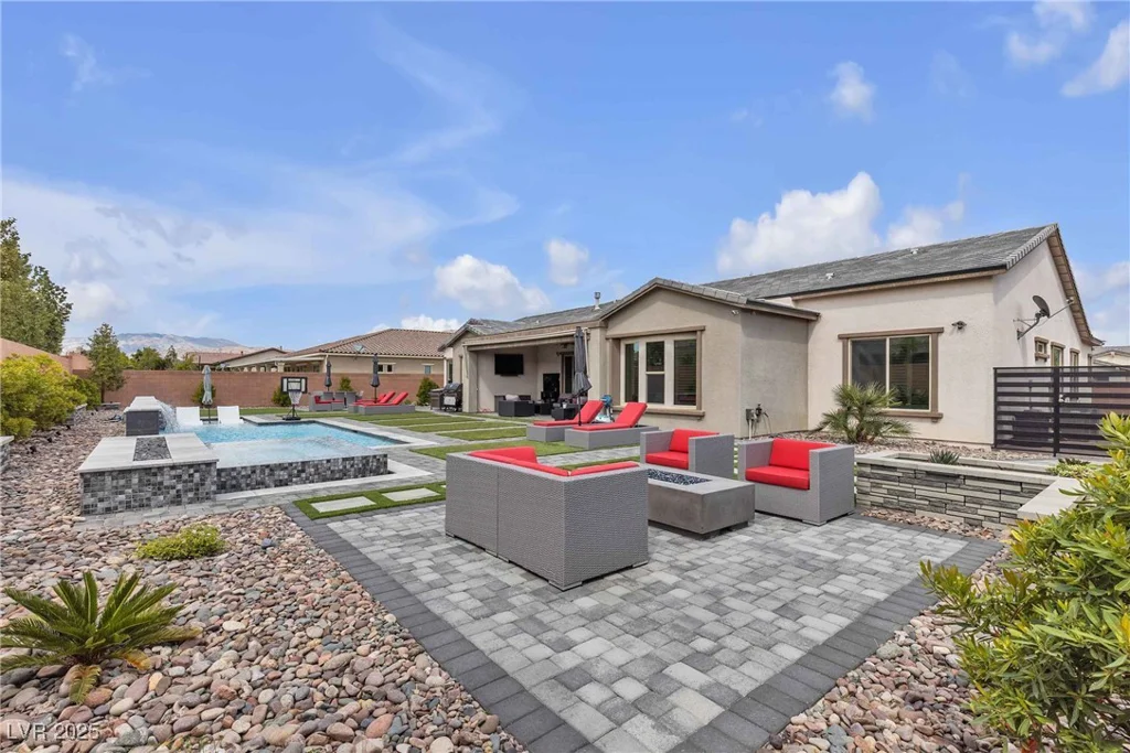 8303 Agave Bloom, Las Vegas, NV 89131