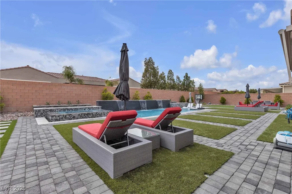 8303 Agave Bloom, Las Vegas, NV 89131