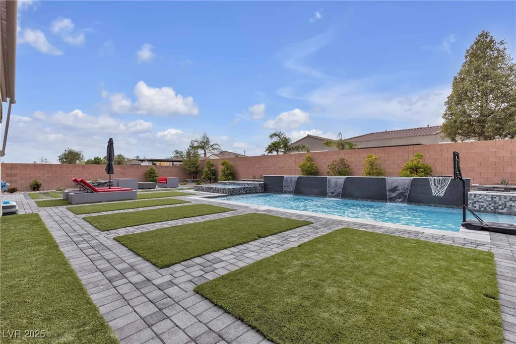 8303 Agave Bloom, Las Vegas, NV 89131