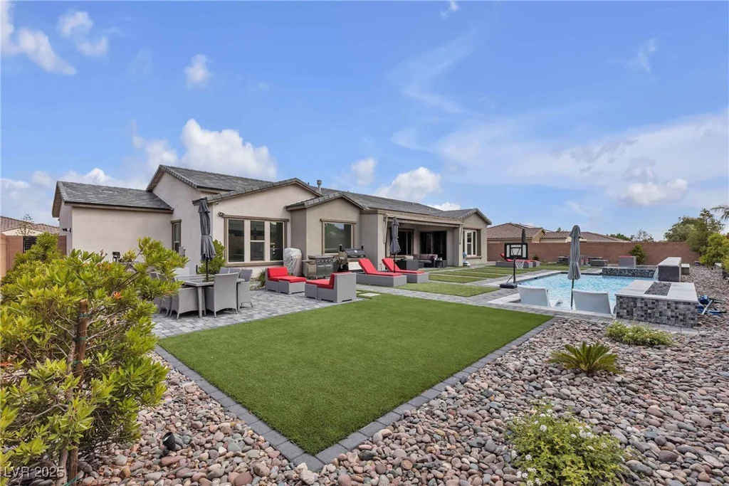 8303 Agave Bloom, Las Vegas, NV 89131