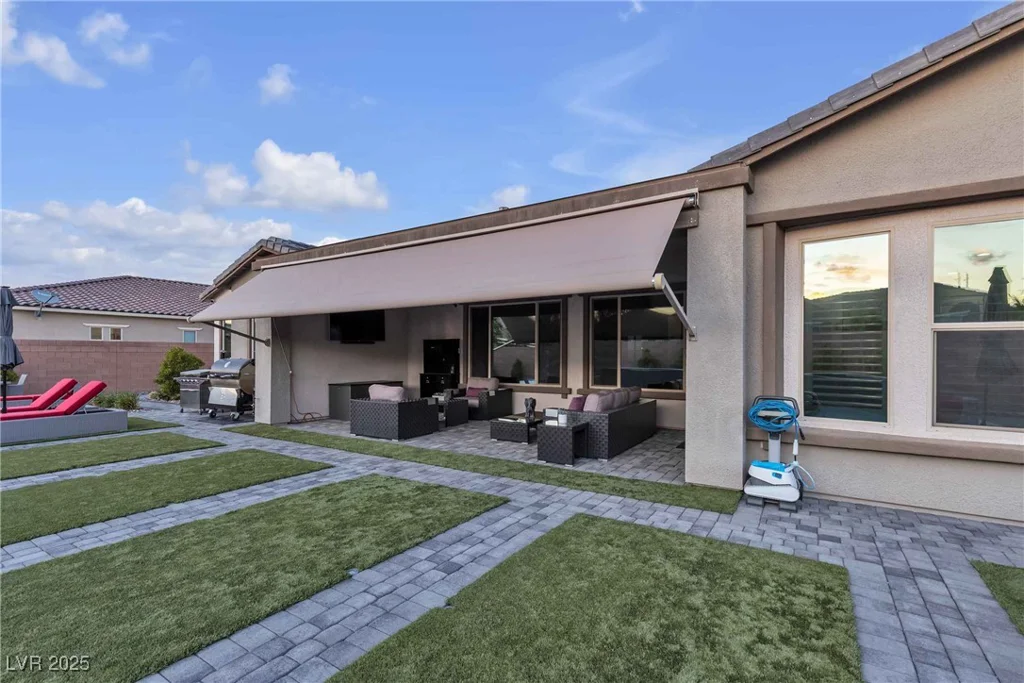 8303 Agave Bloom, Las Vegas, NV 89131