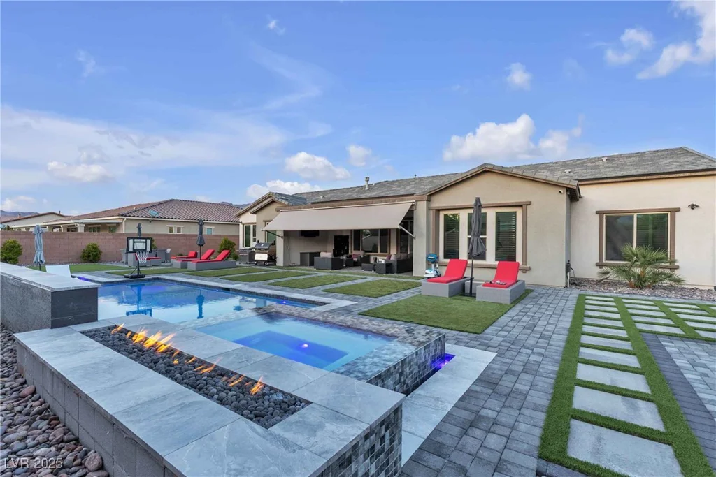 8303 Agave Bloom, Las Vegas, NV 89131