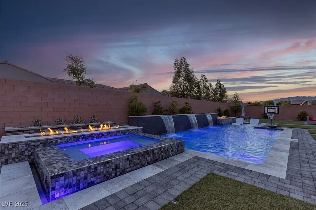 8303 Agave Bloom, Las Vegas, NV 89131