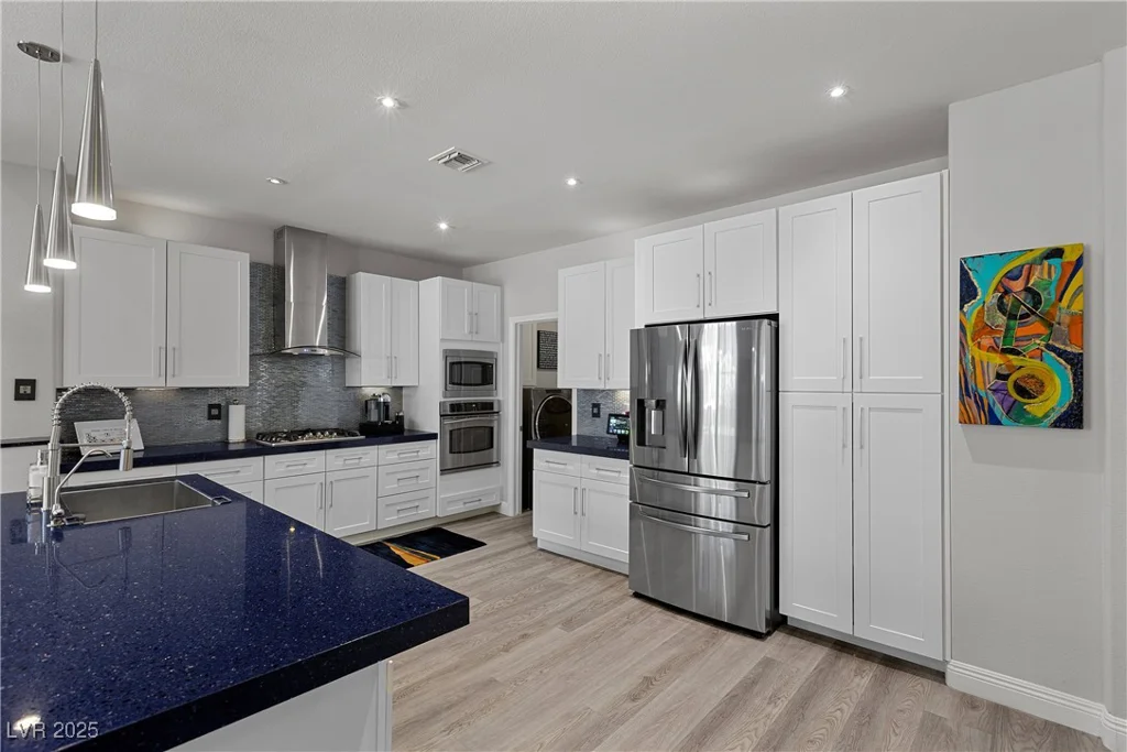 1913 Summer Pine, Las Vegas, NV 89134