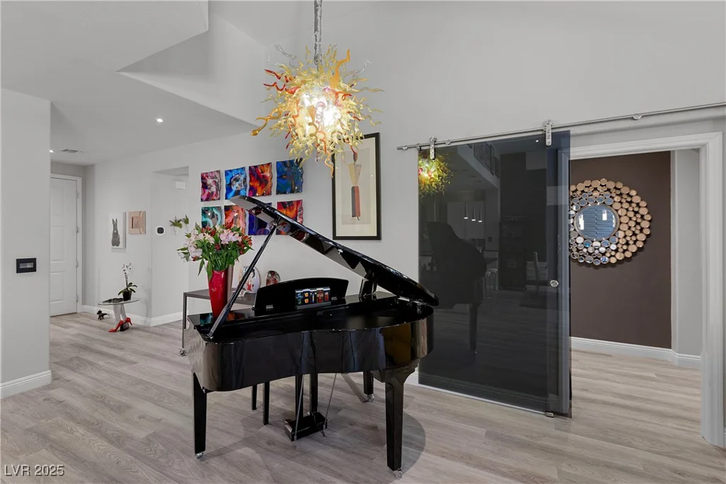 1913 Summer Pine, Las Vegas, NV 89134