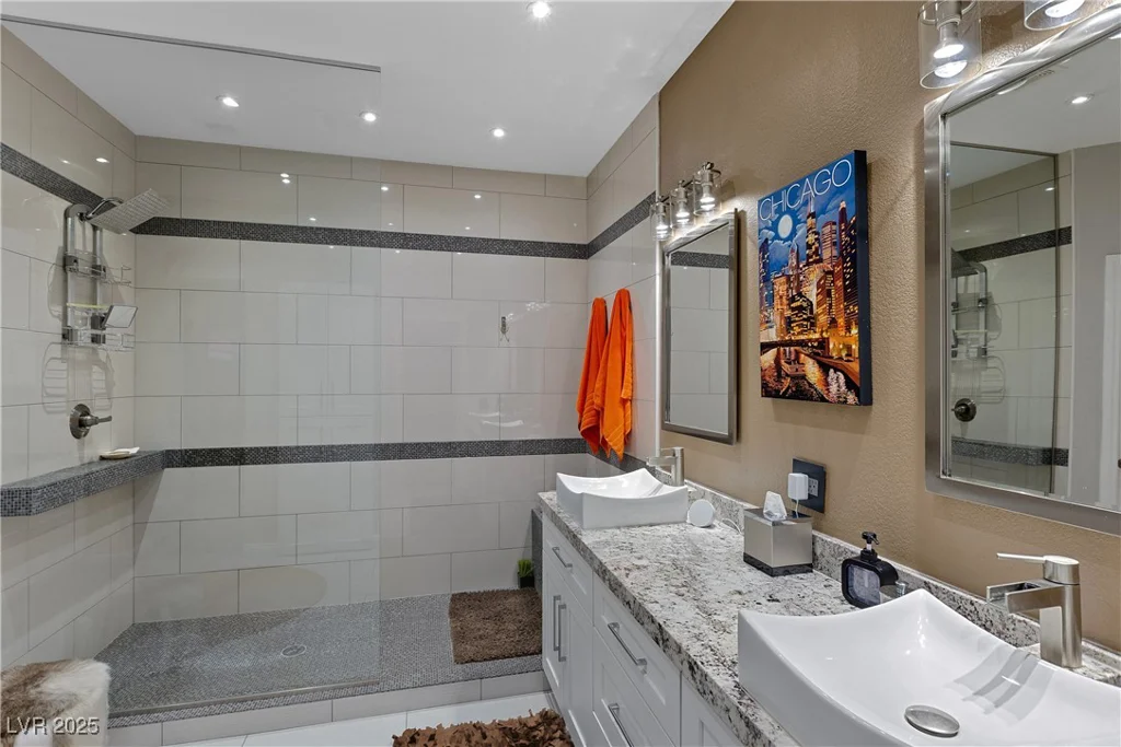 1913 Summer Pine, Las Vegas, NV 89134