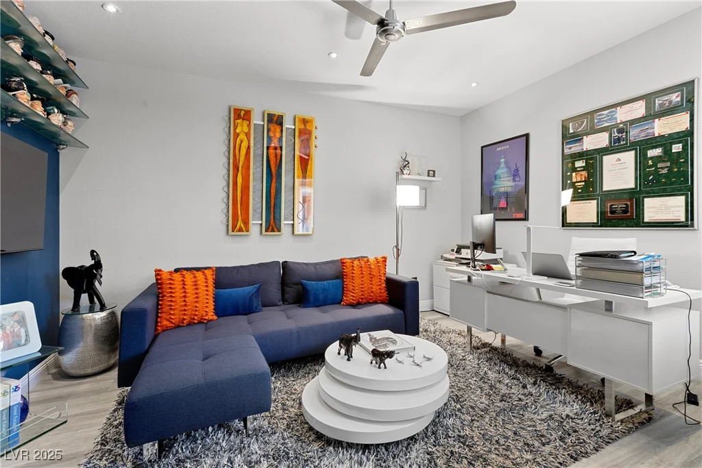 1913 Summer Pine, Las Vegas, NV 89134