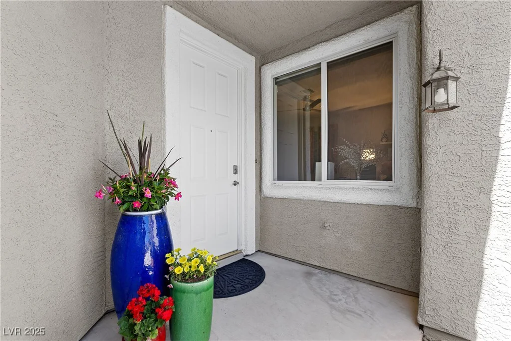 1913 Summer Pine, Las Vegas, NV 89134