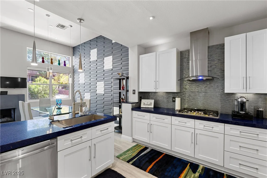1913 Summer Pine, Las Vegas, NV 89134