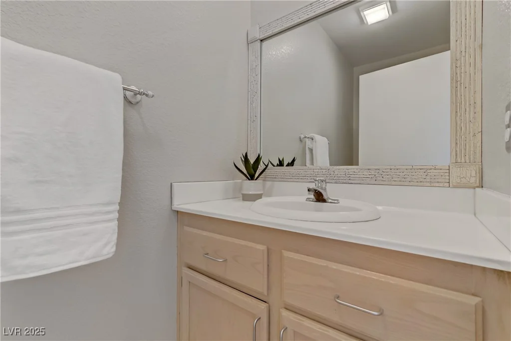 8313 Sky Canyon, Las Vegas, NV 89128