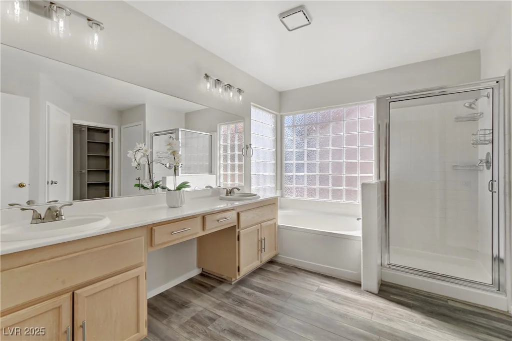 8313 Sky Canyon, Las Vegas, NV 89128