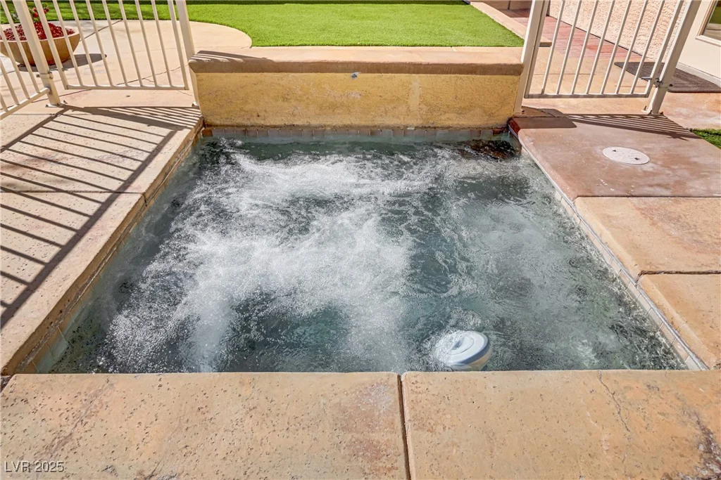 8313 Sky Canyon, Las Vegas, NV 89128