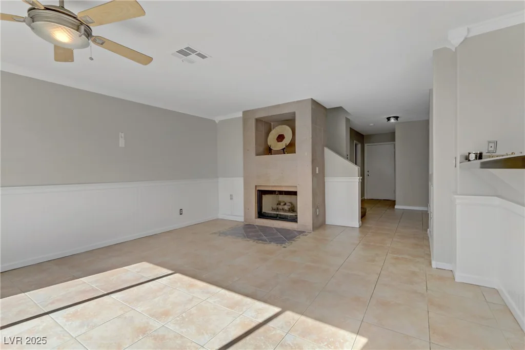 8313 Sky Canyon, Las Vegas, NV 89128
