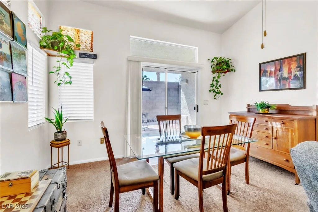 9745 Donner Springs, Las Vegas, NV 89148