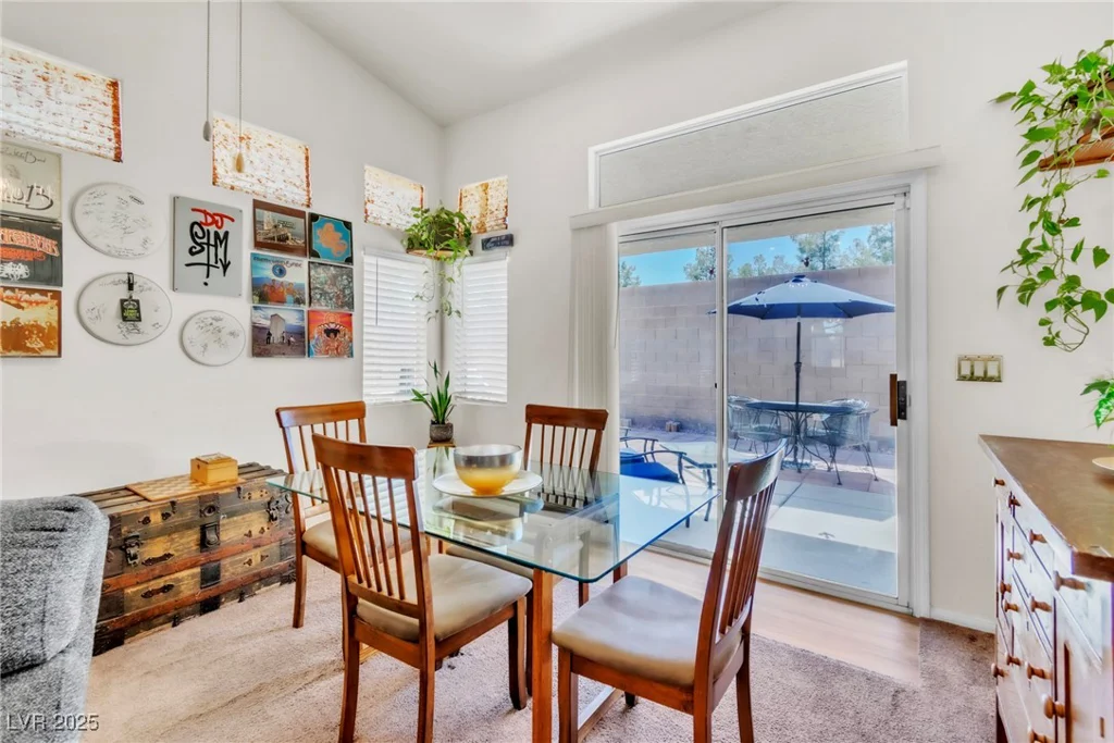 9745 Donner Springs, Las Vegas, NV 89148