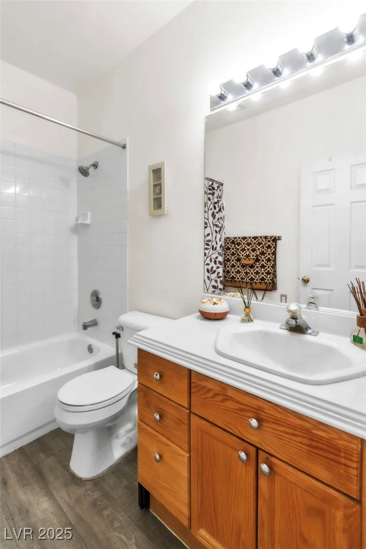 9745 Donner Springs, Las Vegas, NV 89148