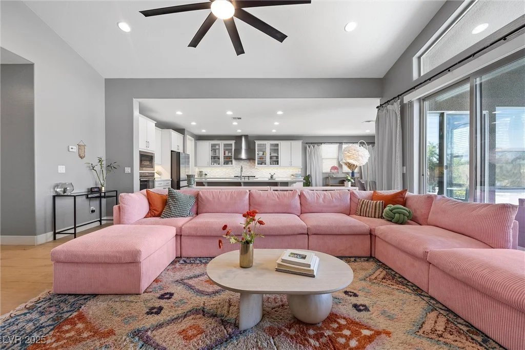 8440 Footpath, Las Vegas, NV 89166
