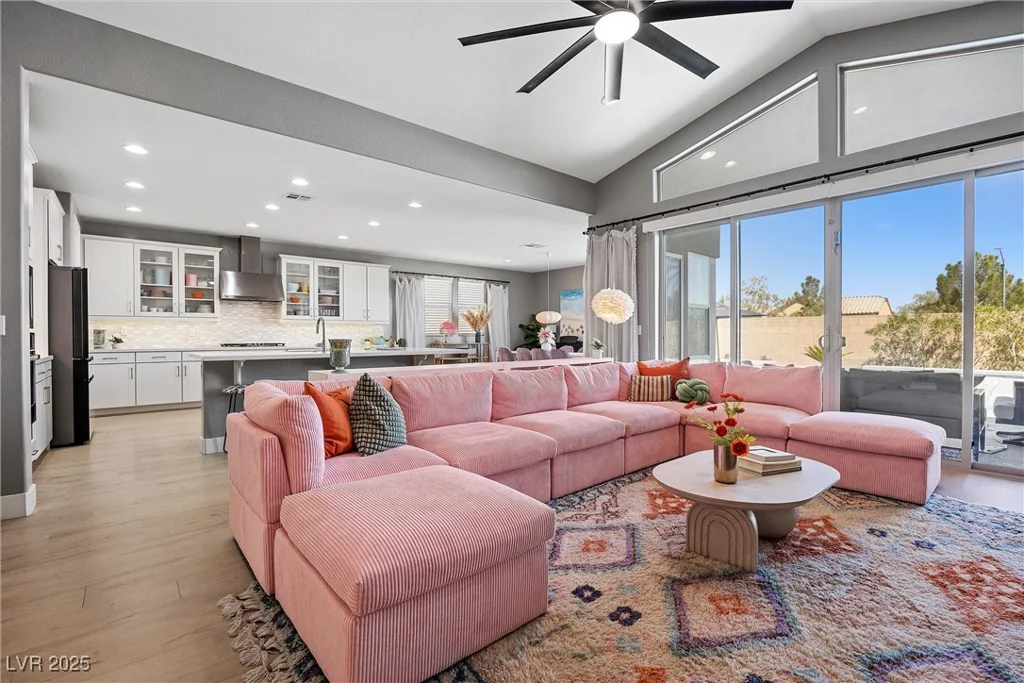 8440 Footpath, Las Vegas, NV 89166