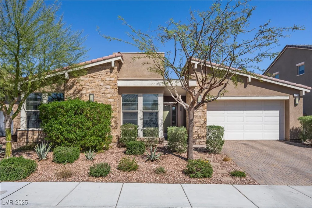 8440 Footpath, Las Vegas, NV 89166