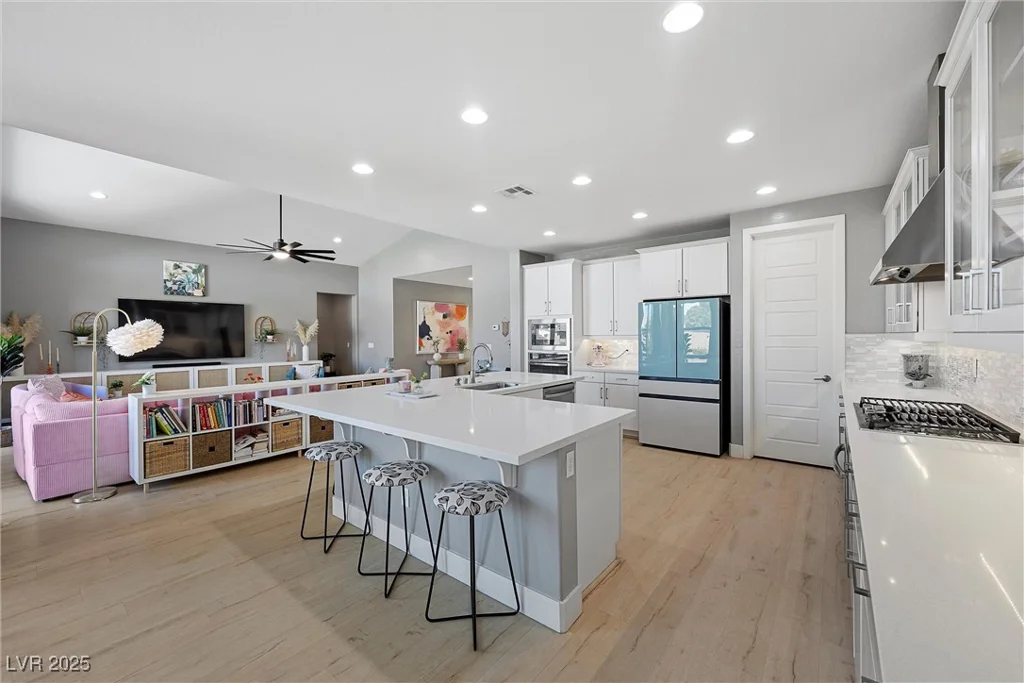 8440 Footpath, Las Vegas, NV 89166