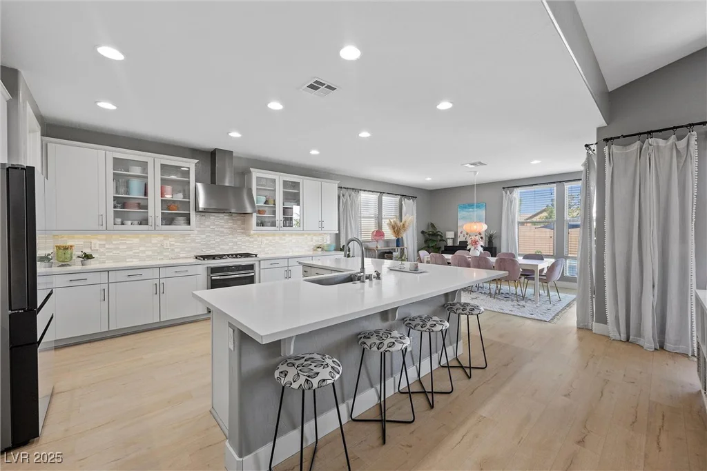 8440 Footpath, Las Vegas, NV 89166