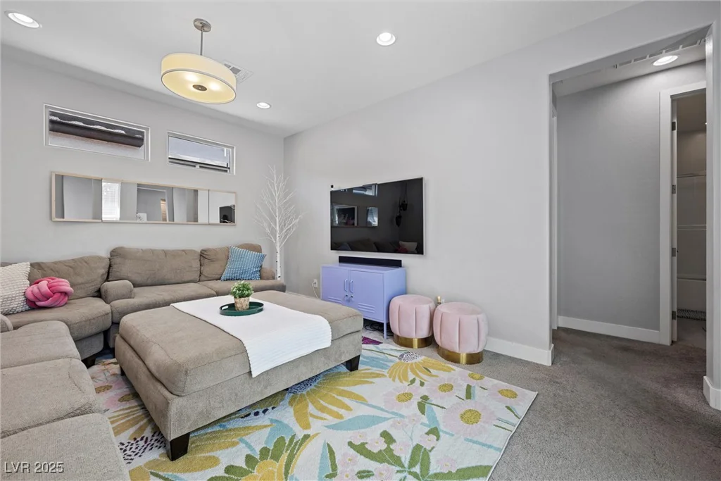 8440 Footpath, Las Vegas, NV 89166
