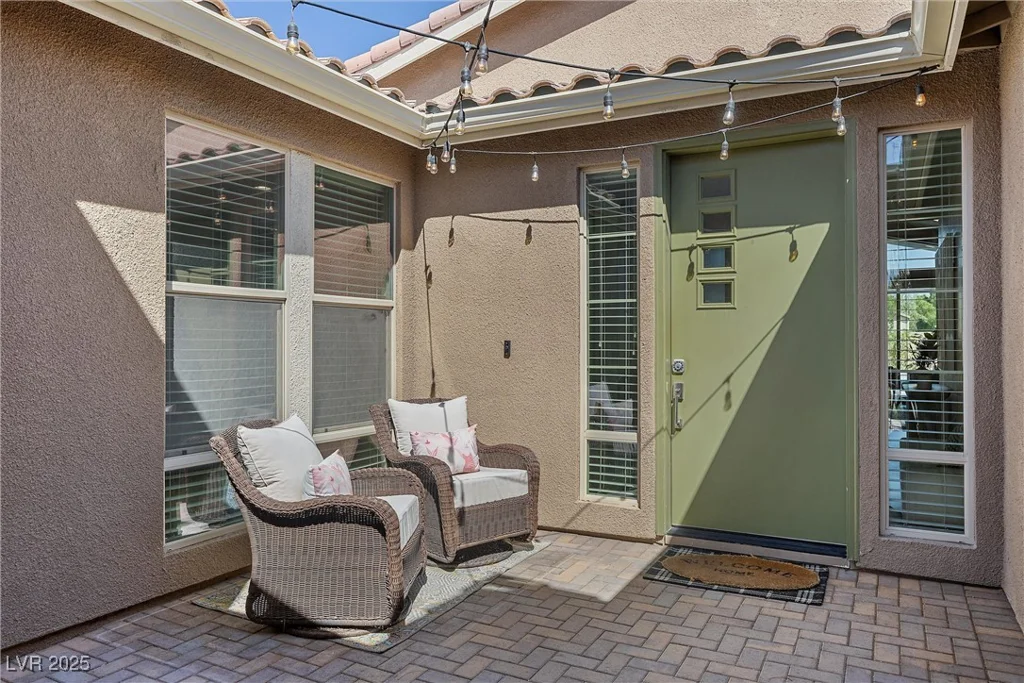 8440 Footpath, Las Vegas, NV 89166