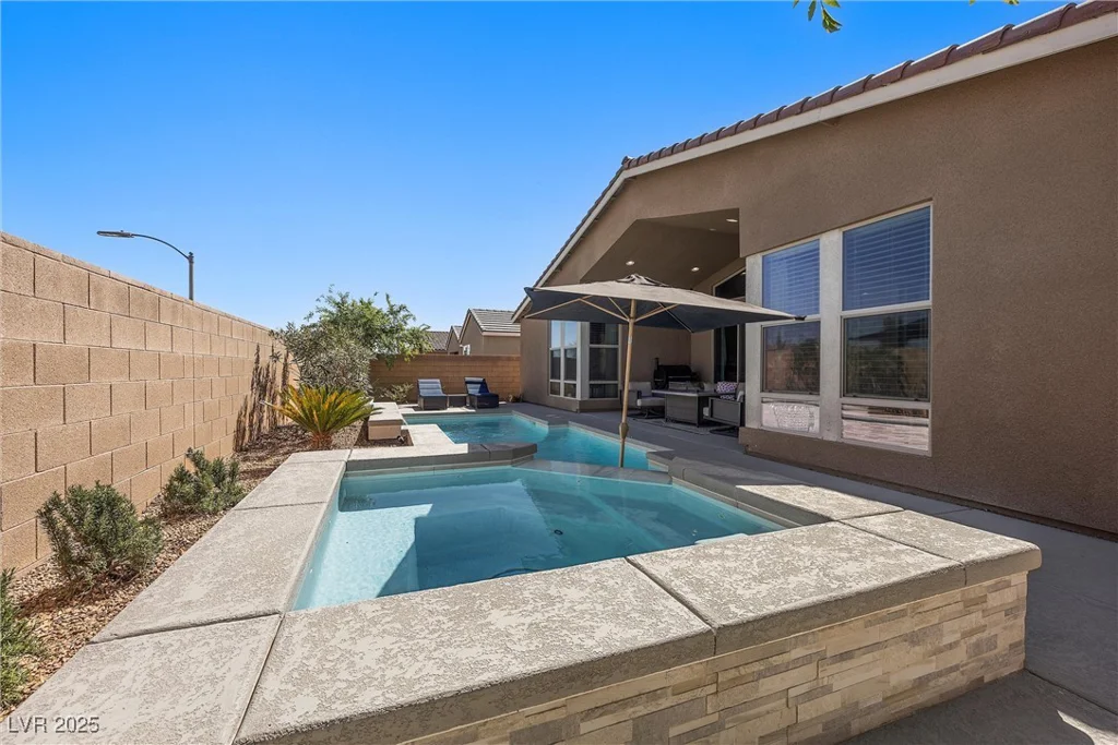 8440 Footpath, Las Vegas, NV 89166