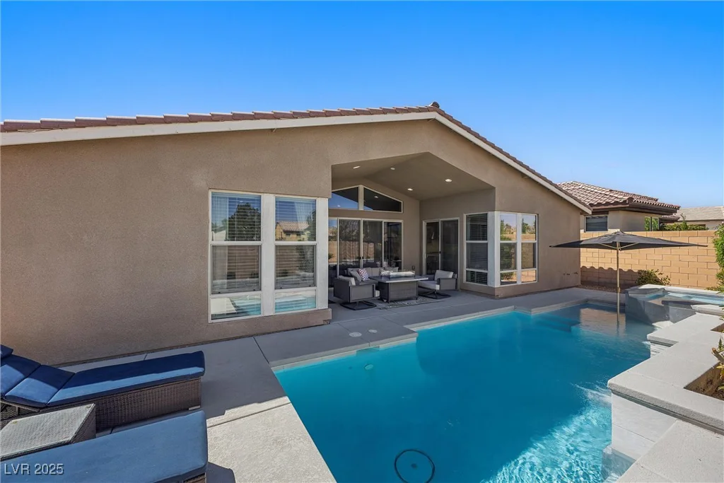 8440 Footpath, Las Vegas, NV 89166