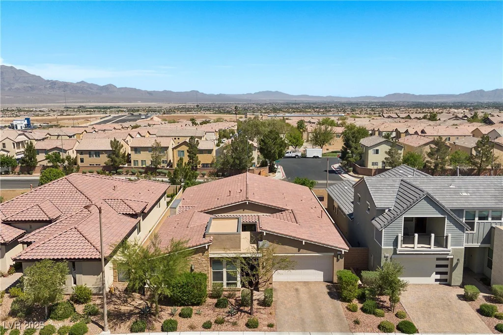 8440 Footpath, Las Vegas, NV 89166