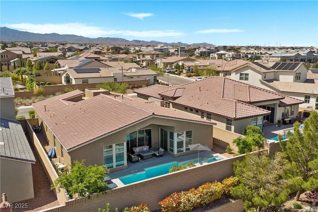 8440 Footpath, Las Vegas, NV 89166