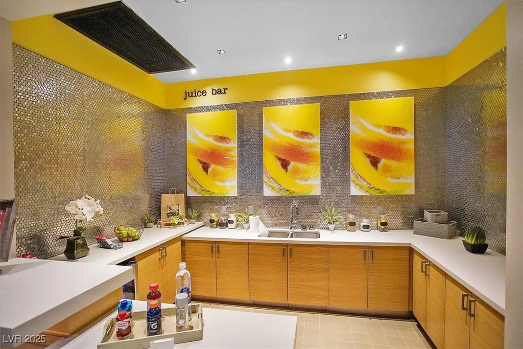 8440 Footpath, Las Vegas, NV 89166