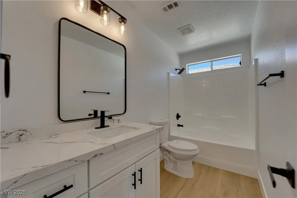 6078 Stone Hollow, Las Vegas, NV 89156