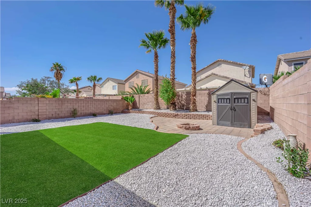 6078 Stone Hollow, Las Vegas, NV 89156