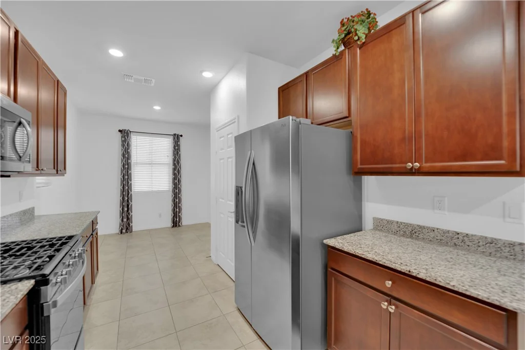 9559 Barnsley Point, Las Vegas, NV 89178