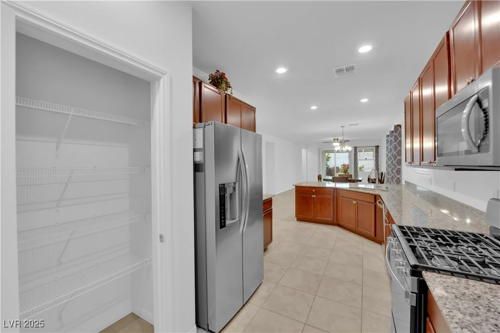 9559 Barnsley Point, Las Vegas, NV 89178