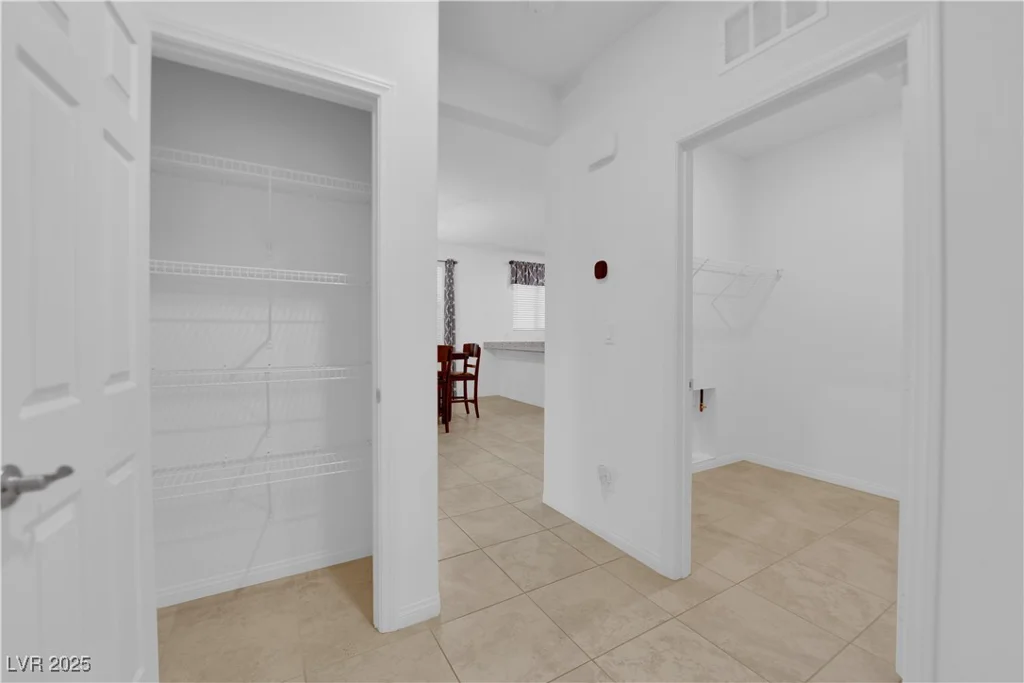 9559 Barnsley Point, Las Vegas, NV 89178