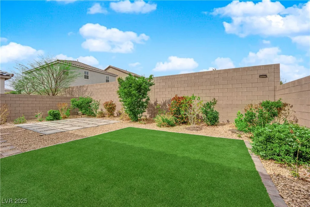 9559 Barnsley Point, Las Vegas, NV 89178