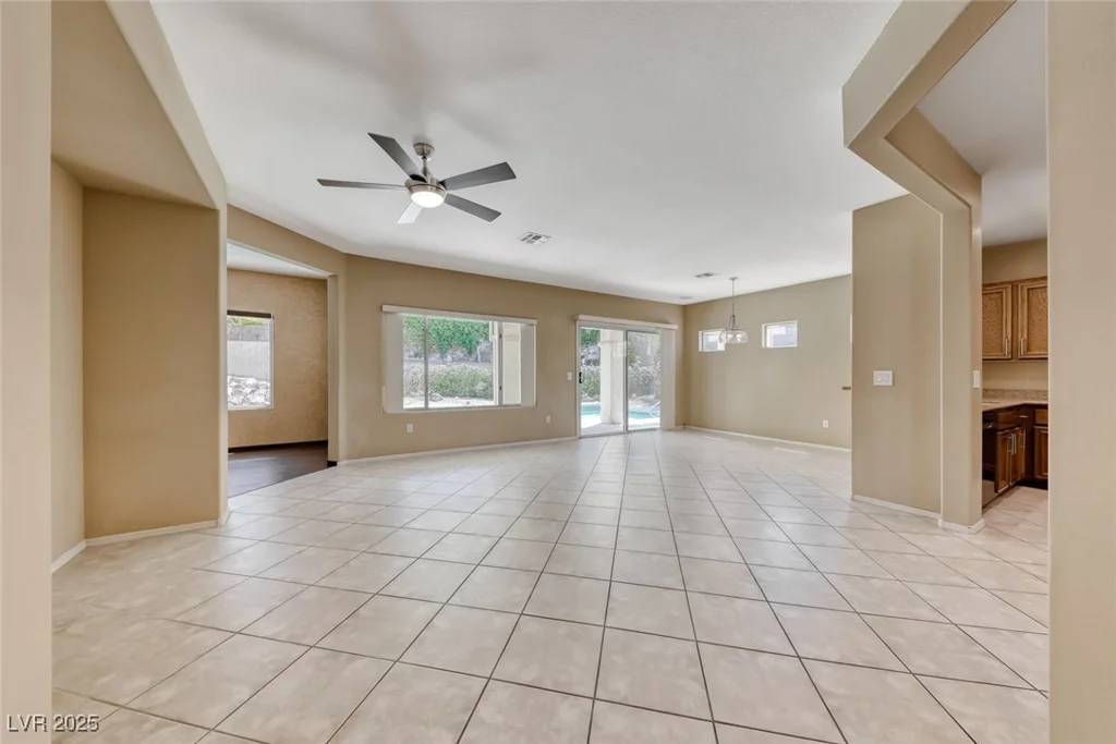 1862 Redwood Valley, Henderson, NV 89052
